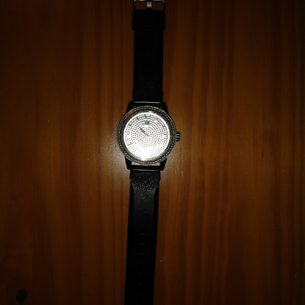 Super Techno Watch